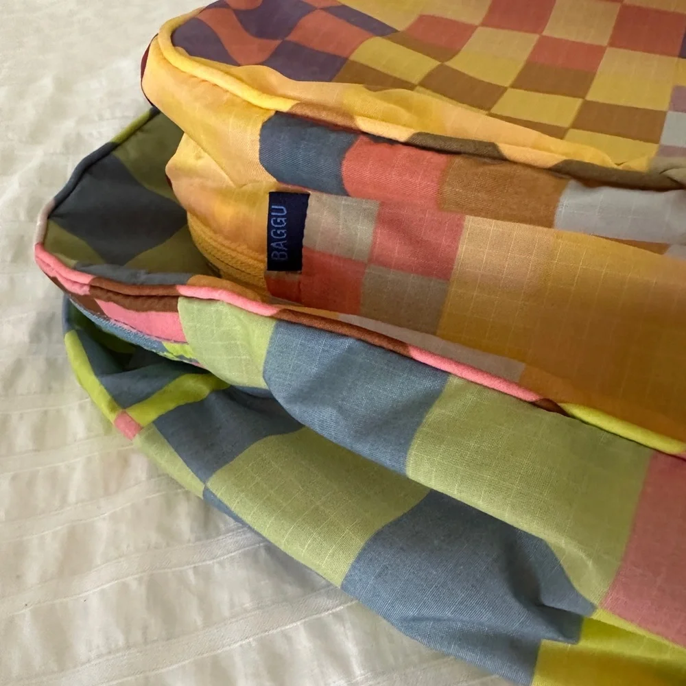 BAGGU packing cube set- Checks on Checks - Picture 6 of 6